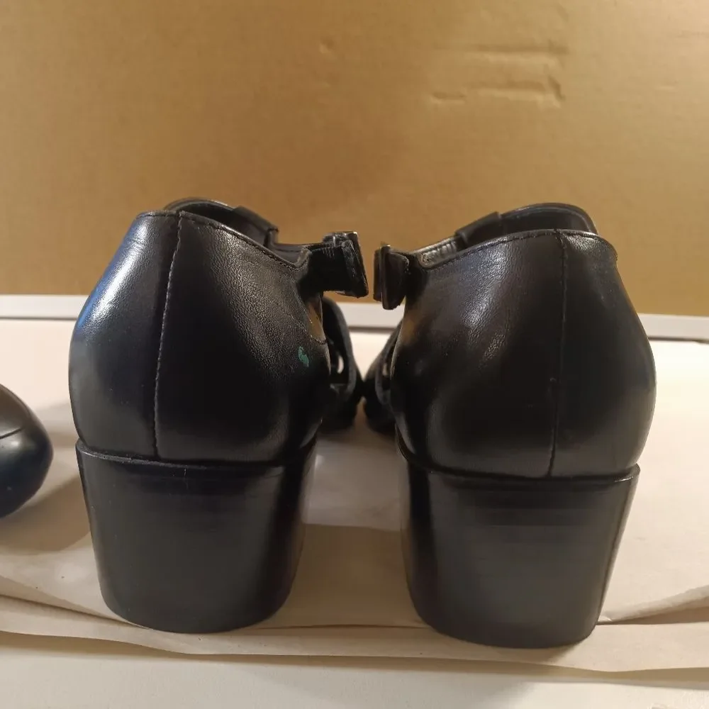 Easy Spirit Black Leather Chunky Heel Maryjane Shoe 7